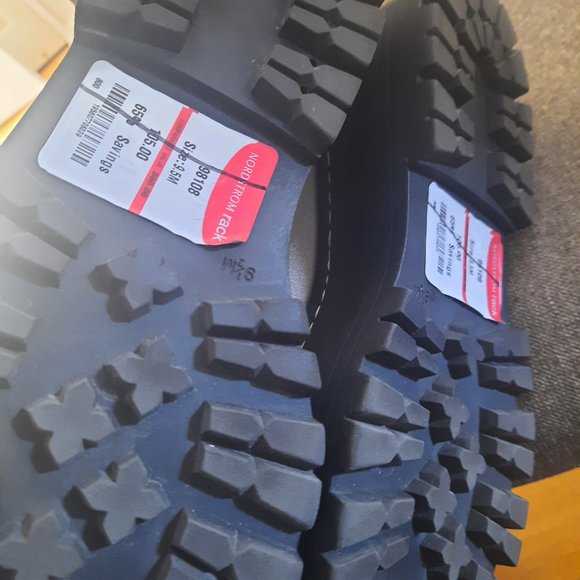 NWOT Marc Fisher Pauline Grey Boots size 9.5 - Picture 6 of 7